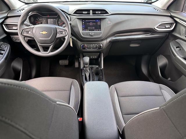 2023 Chevrolet Trailblazer Vehicle Photo in Roslyn, NY 11576