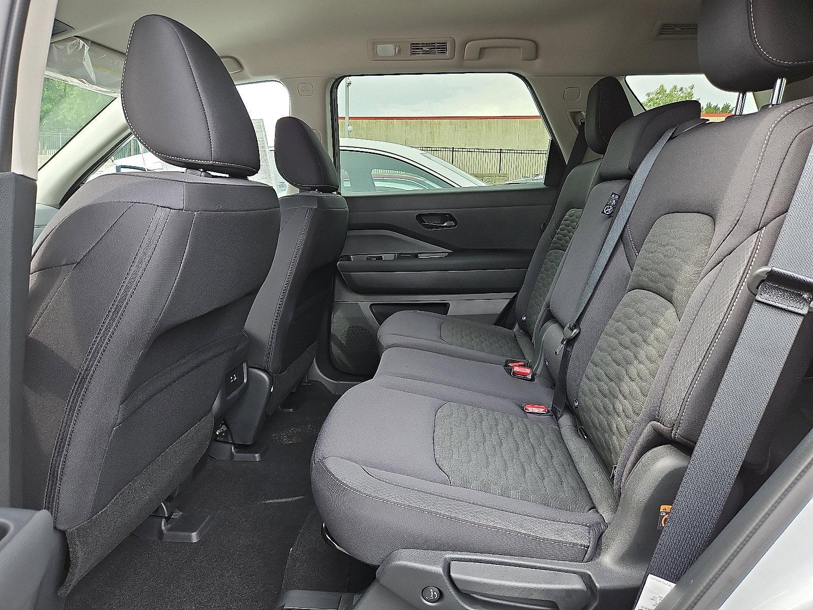 2025 Nissan Pathfinder Vehicle Photo in Jenkintown, PA 19046