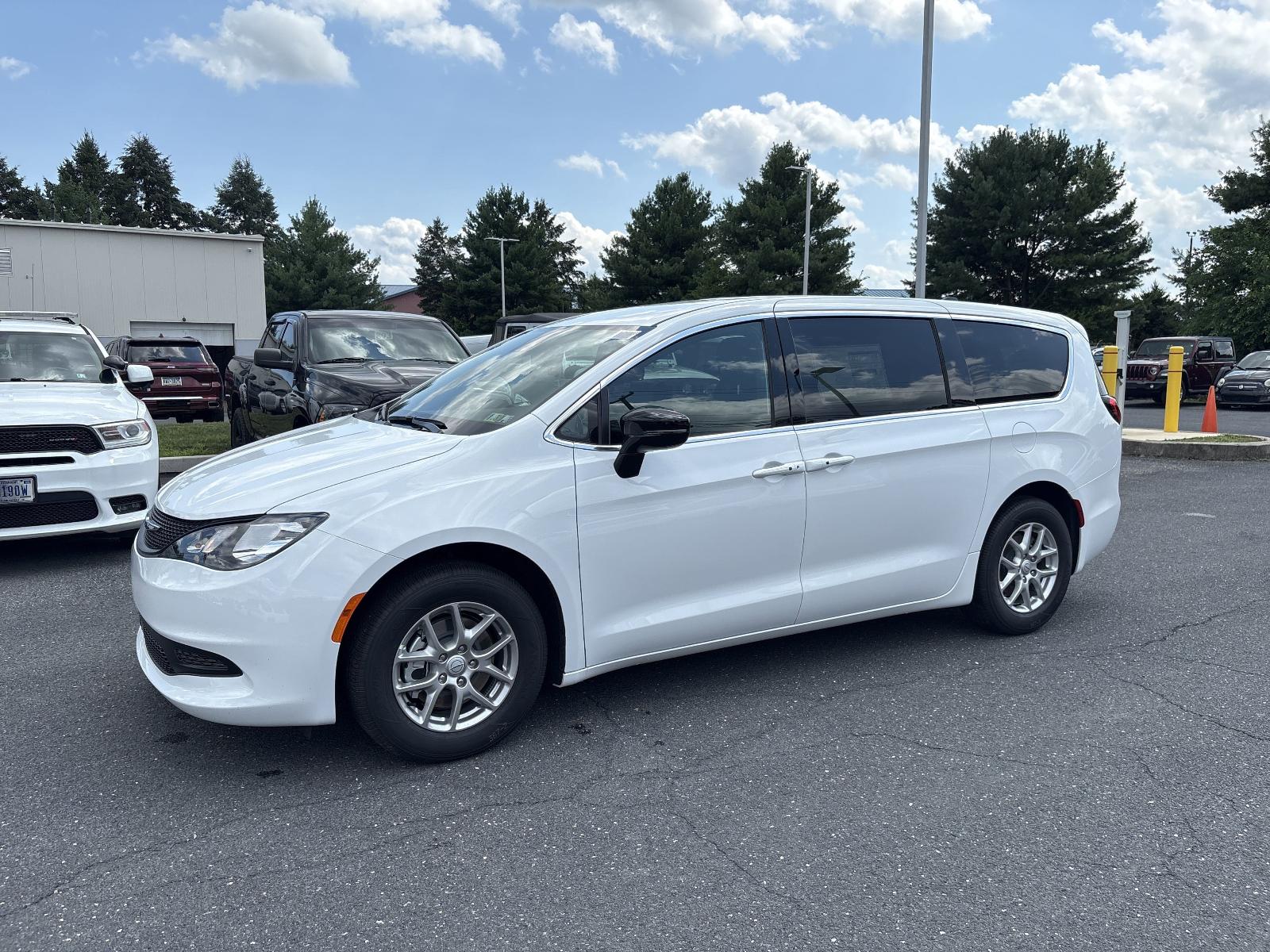 2025 Chrysler Voyager Vehicle Photo in Mechanicsburg, PA 17050-1707