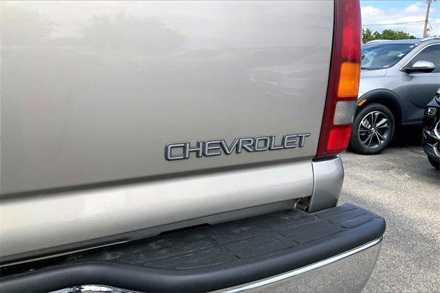 2002 Chevrolet Silverado 1500 Vehicle Photo in INDEPENDENCE, MO 64055-1377