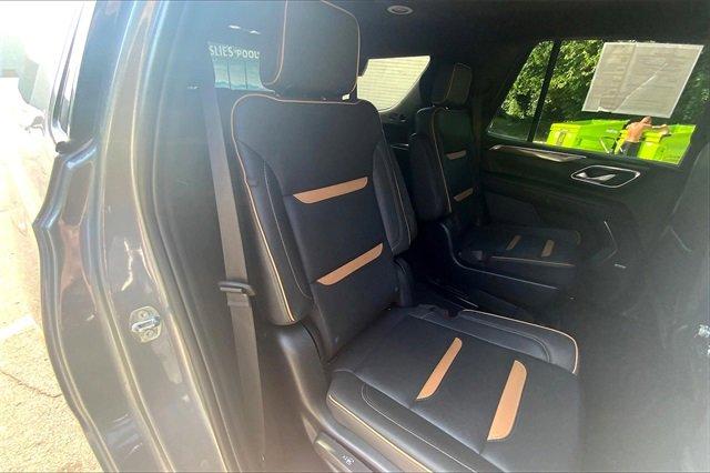 2023 GMC Yukon Vehicle Photo in KANSAS CITY, MO 64114-4545