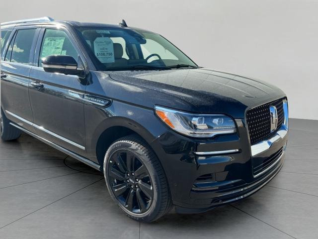 2024 Lincoln Navigator L Vehicle Photo in Neenah, WI 54956