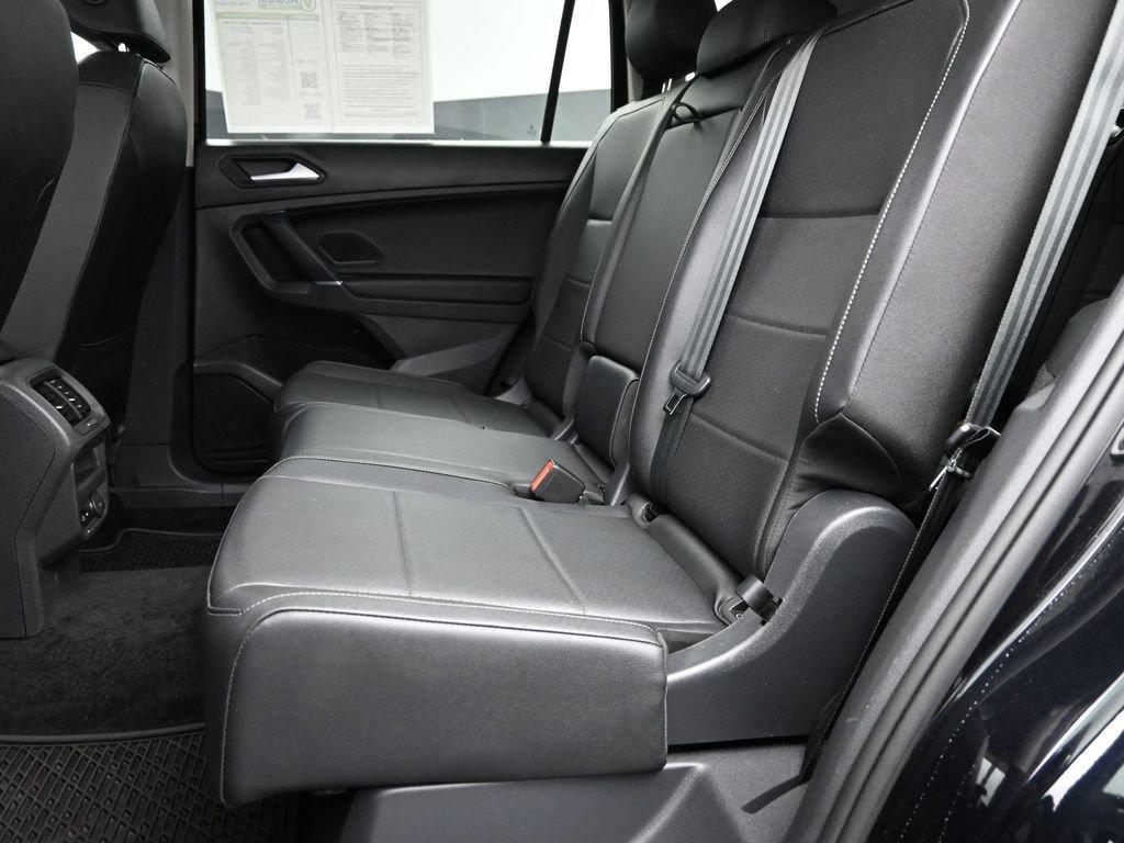 2020 Volkswagen Tiguan Vehicle Photo in Marion, IA 52302
