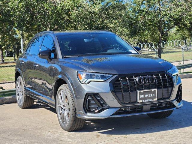 2025 Audi Q3 Vehicle Photo in HOUSTON, TX 77090