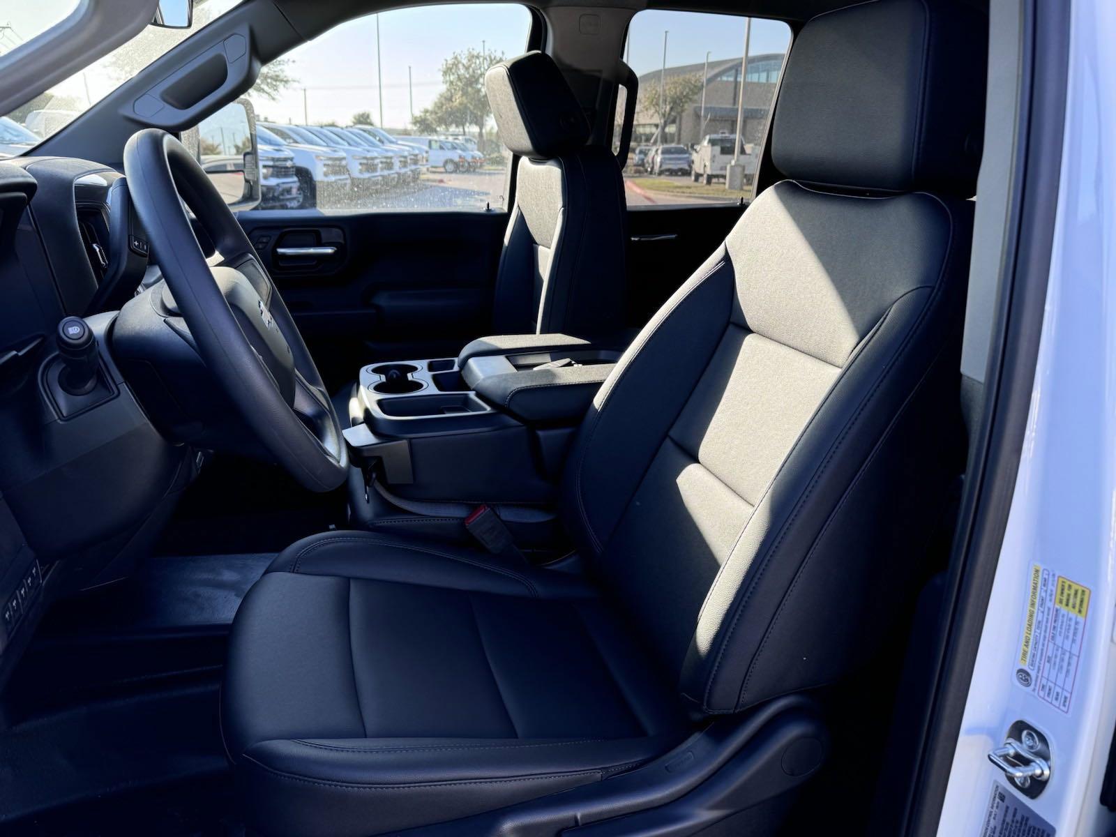 2025 Chevrolet Silverado 2500 HD Vehicle Photo in GEORGETOWN, TX 78626-7508