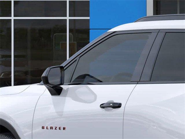 2025 Chevrolet Blazer Vehicle Photo in COLLIERVILLE, TN 38017-9006