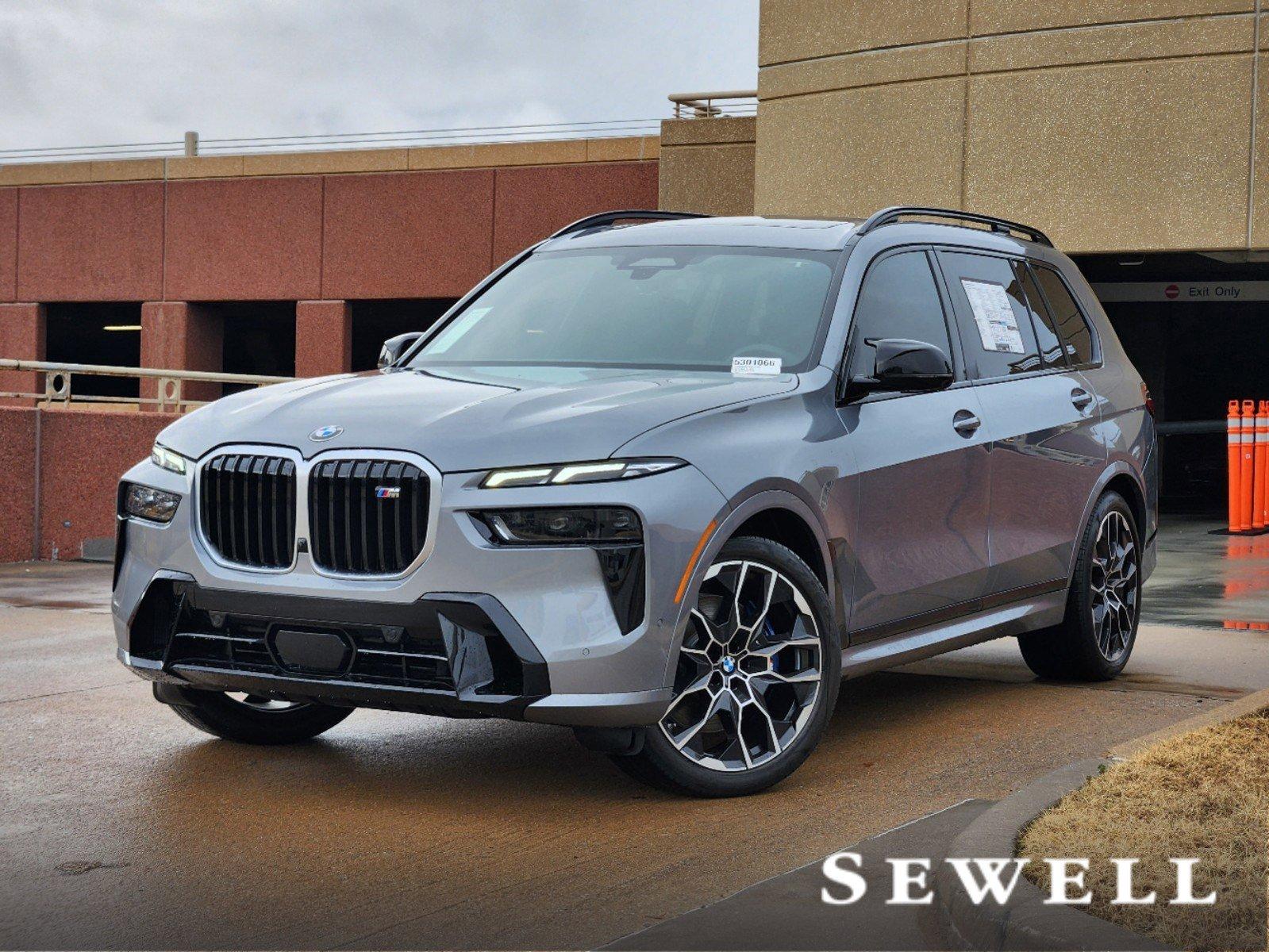 2025 BMW X7 M60i Vehicle Photo in PLANO, TX 75024