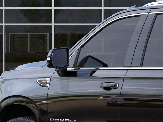 2025 GMC Yukon XL Vehicle Photo in PUYALLUP, WA 98371-4149