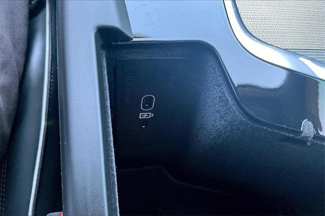 2022 Volvo XC60 Vehicle Photo in Houston, TX 77007