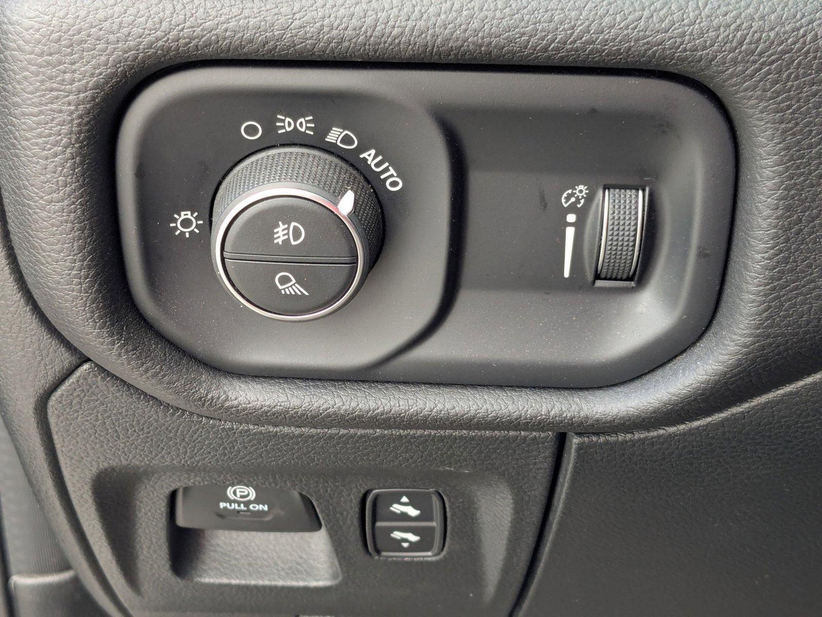2024 Ram 1500 Vehicle Photo in Miami, FL 33015