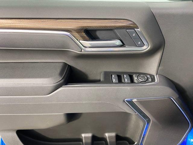 2025 Chevrolet Silverado 1500 Vehicle Photo in BROCKTON, MA 02301-7113