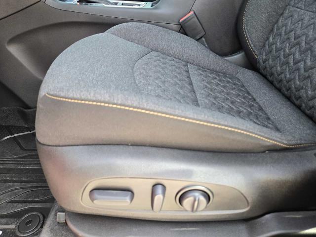 2022 Chevrolet Equinox Vehicle Photo in DENTON, TX 76210-9321