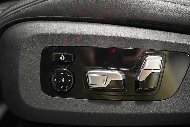 2022 BMW X6 M50i Vehicle Photo in GRAPEVINE, TX 76051