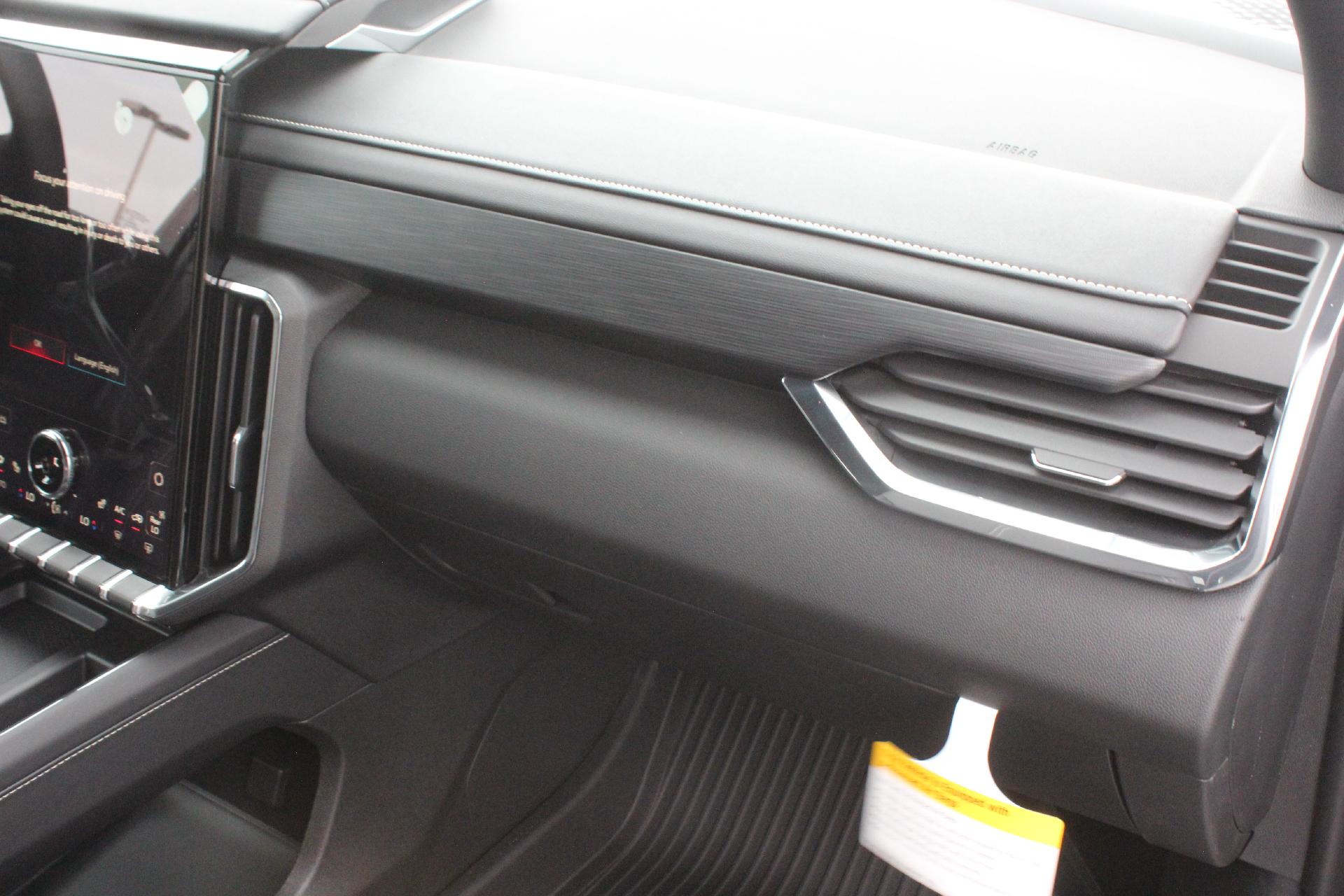 2025 GMC Acadia Vehicle Photo in AURORA, CO 80012-4011