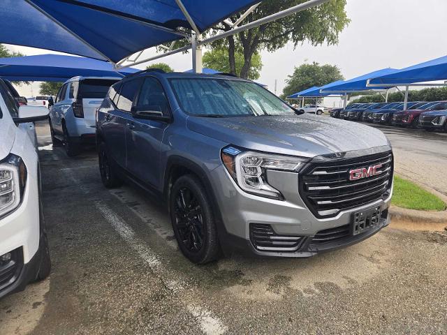 2024 GMC Terrain Vehicle Photo in DENTON, TX 76210-9321