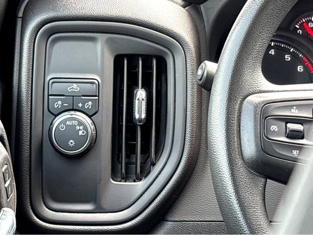 2024 Chevrolet Silverado 1500 Vehicle Photo in POOLER, GA 31322-3252