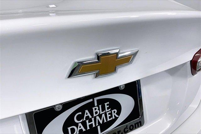 2024 Chevrolet Malibu Vehicle Photo in KANSAS CITY, MO 64114-4502