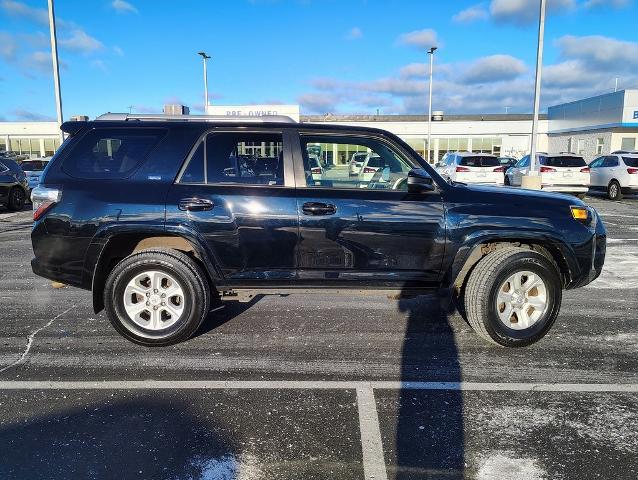 2016 Toyota 4Runner Vehicle Photo in GREEN BAY, WI 54304-5303