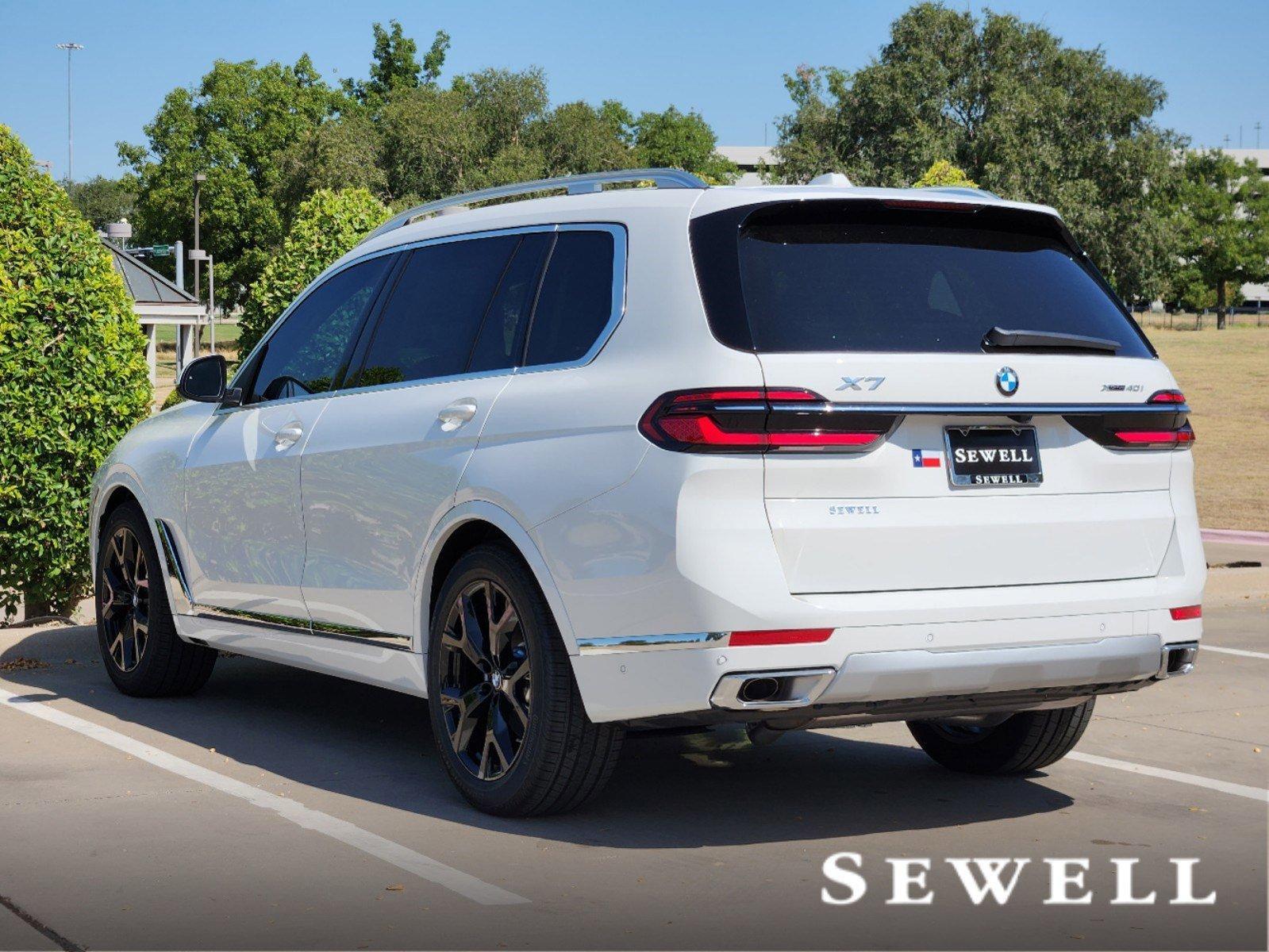 2025 BMW X7 xDrive40i Vehicle Photo in PLANO, TX 75024