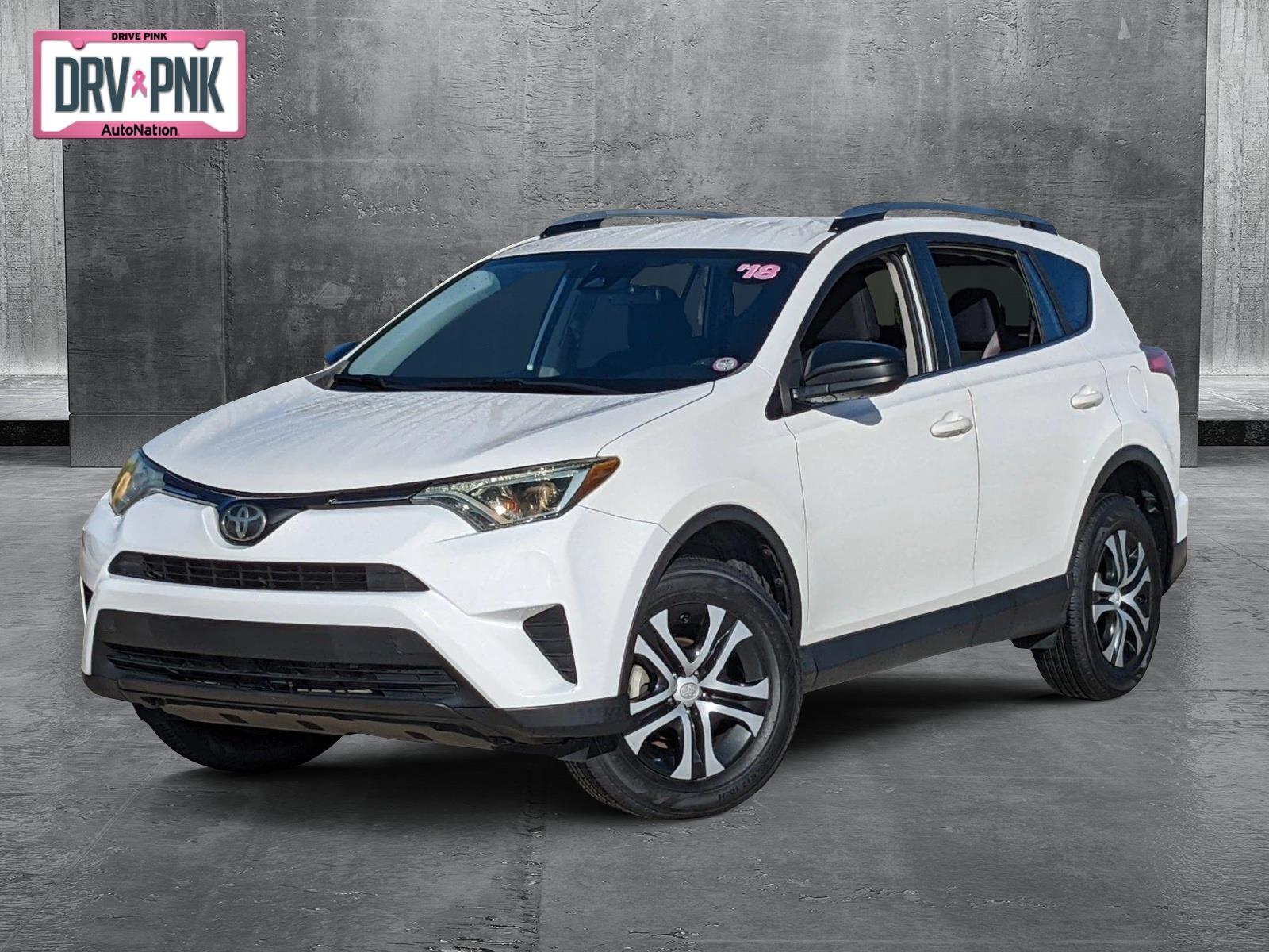 2018 Toyota RAV4 Vehicle Photo in Davie, FL 33331