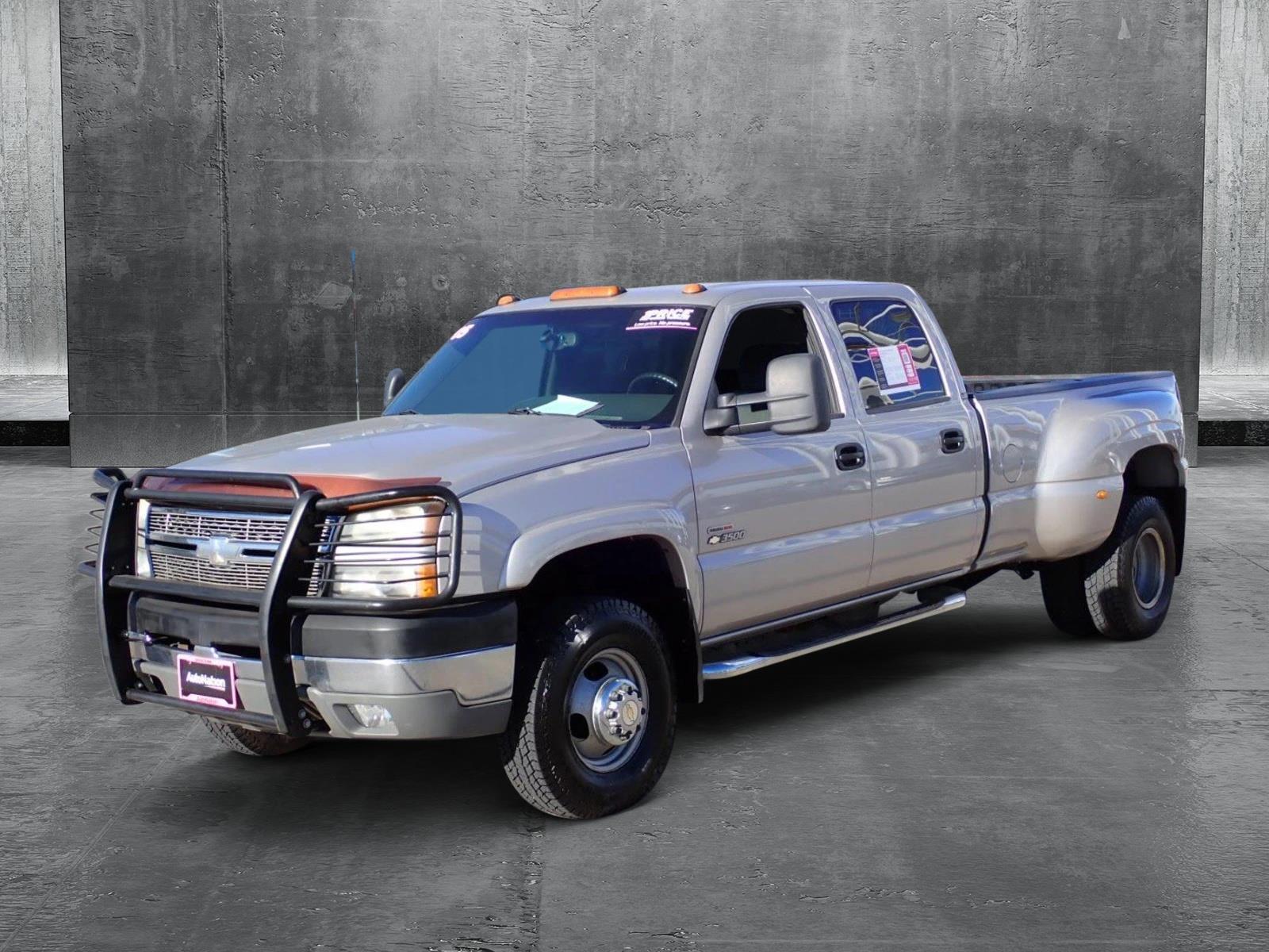 Used 2005 Chevrolet Silverado 3500 LS with VIN 1GCJK33285F868779 for sale in Denver, CO