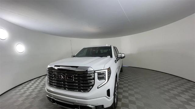 2024 GMC Sierra 1500 Vehicle Photo in GILBERT, AZ 85297-0402