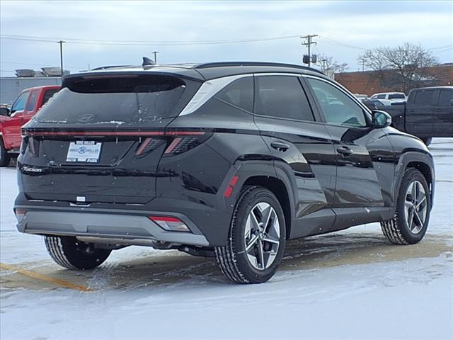 2025 Hyundai TUCSON Vehicle Photo in Peoria, IL 61615