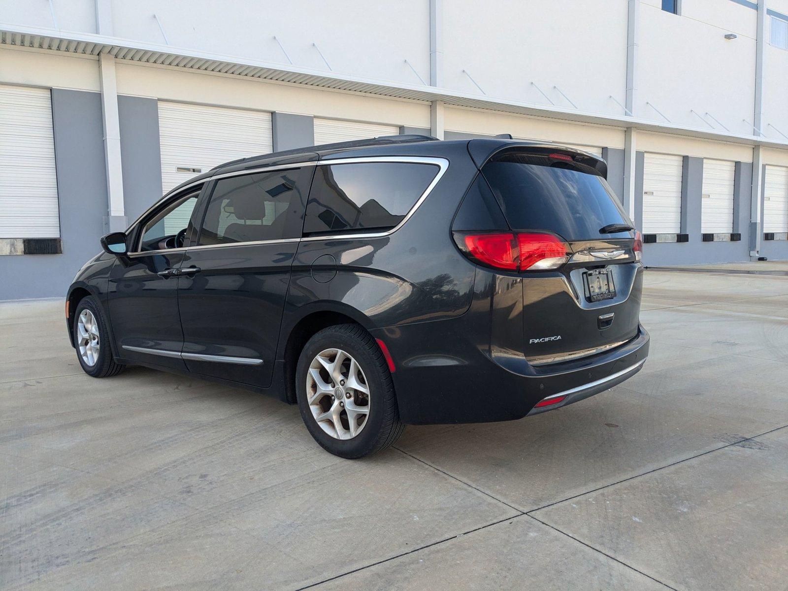 2017 Chrysler Pacifica Vehicle Photo in Winter Park, FL 32792