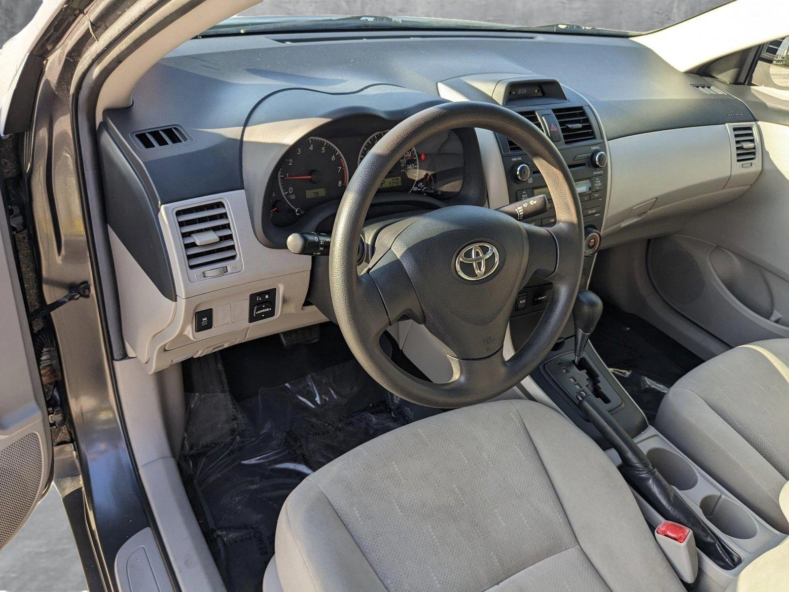 2013 Toyota Corolla Vehicle Photo in Davie, FL 33331