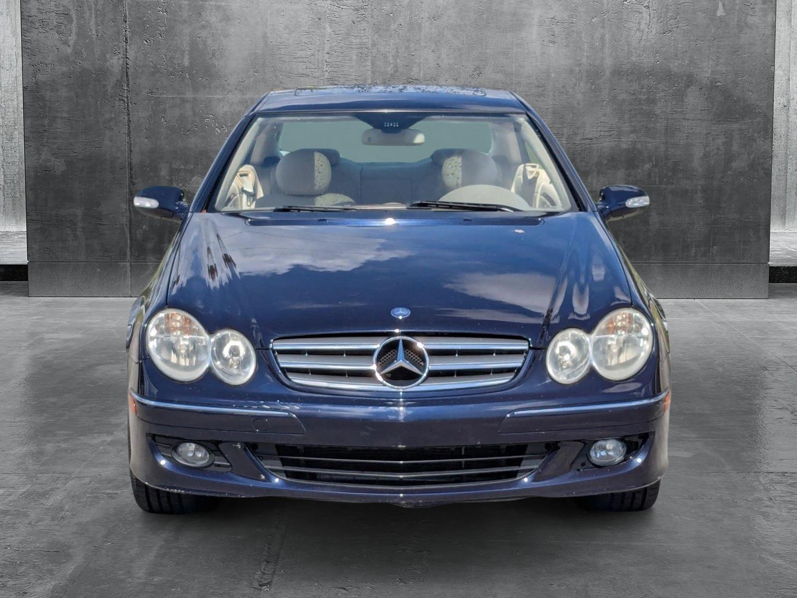 2009 Mercedes-Benz CLK-Class Vehicle Photo in PEMBROKE PINES, FL 33024-6534