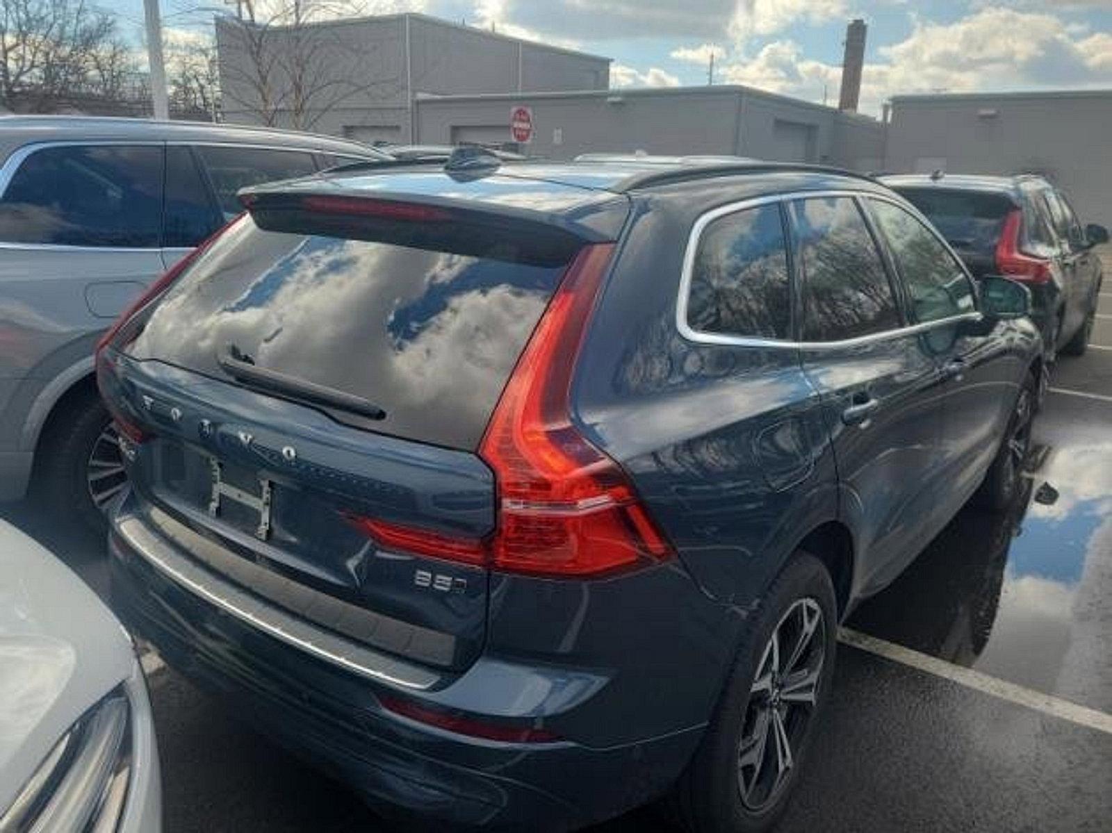 2022 Volvo XC60 Vehicle Photo in Trevose, PA 19053