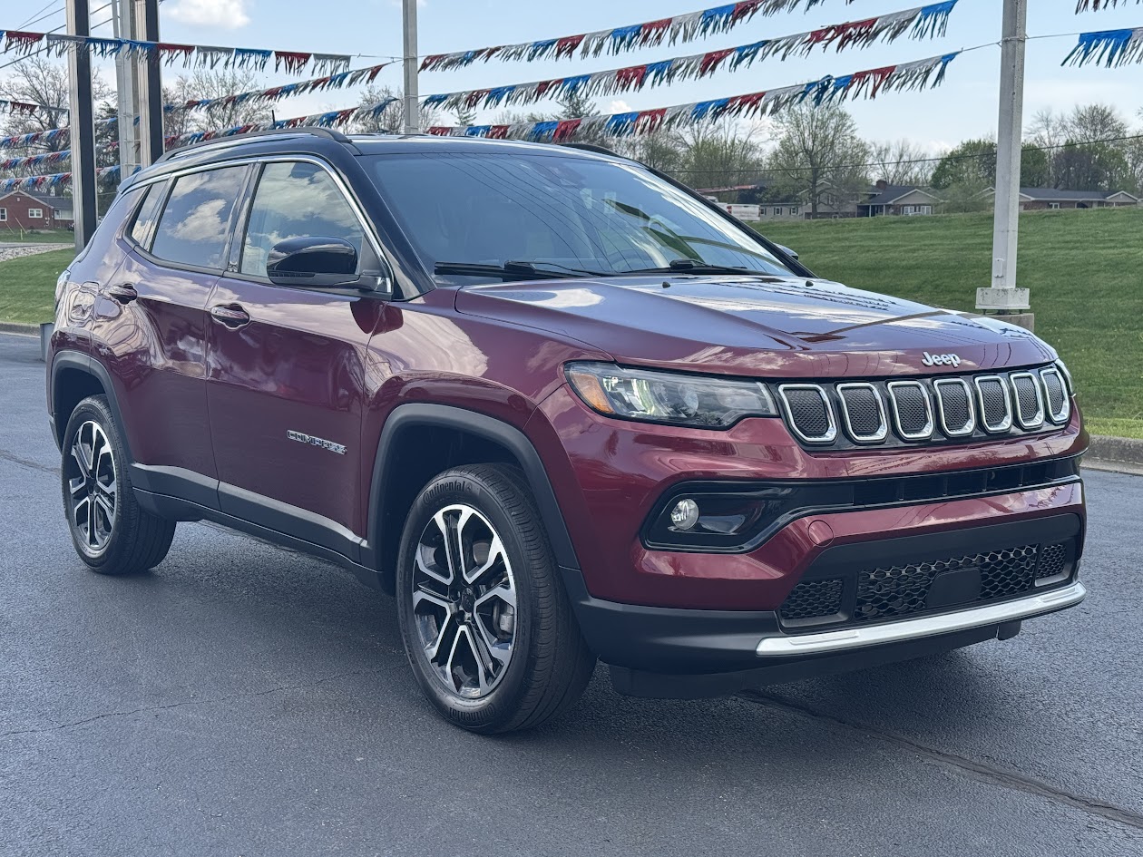 2022 Jeep Compass Vehicle Photo in BOONVILLE, IN 47601-9633