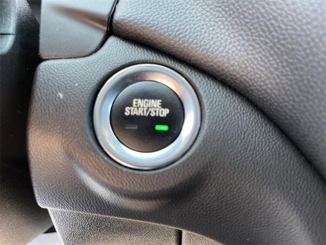 2020 Chevrolet Equinox Vehicle Photo in TULLY, NY 13159-3159