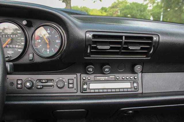 1997 Porsche 911 Carrera Vehicle Photo in HOUSTON, TX 77090