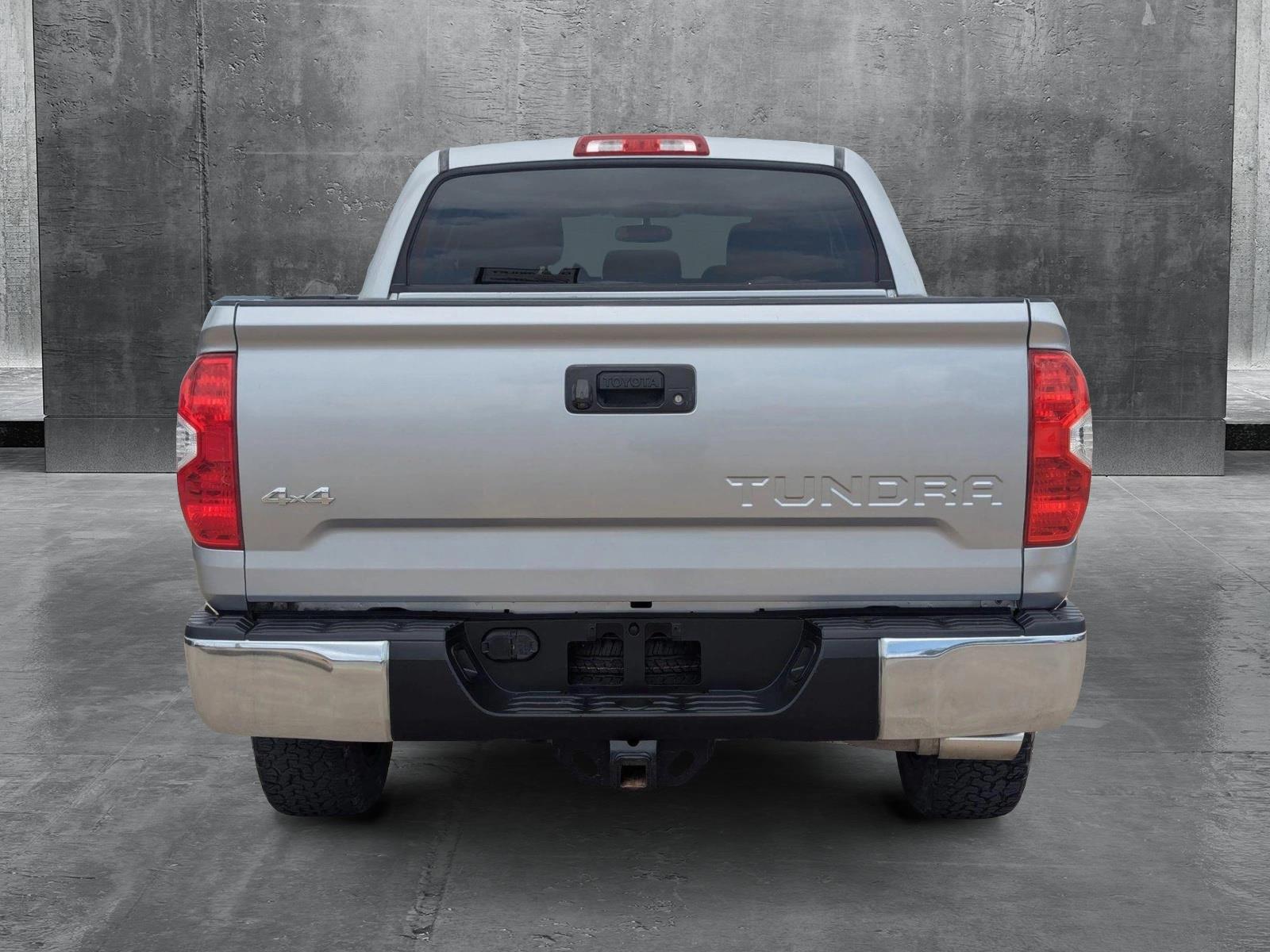 2015 Toyota Tundra 4WD Truck Vehicle Photo in CORPUS CHRISTI, TX 78412-4902