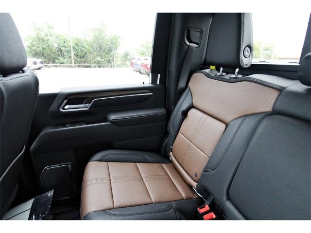 2025 Chevrolet Silverado 3500 HD Vehicle Photo in ROSENBERG, TX 77471-5675