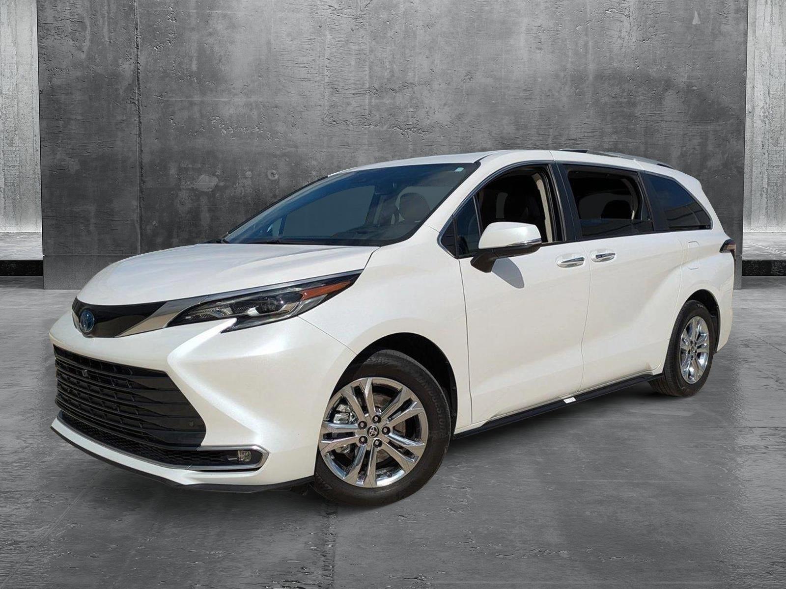2024 Toyota Sienna Vehicle Photo in Winter Park, FL 32792