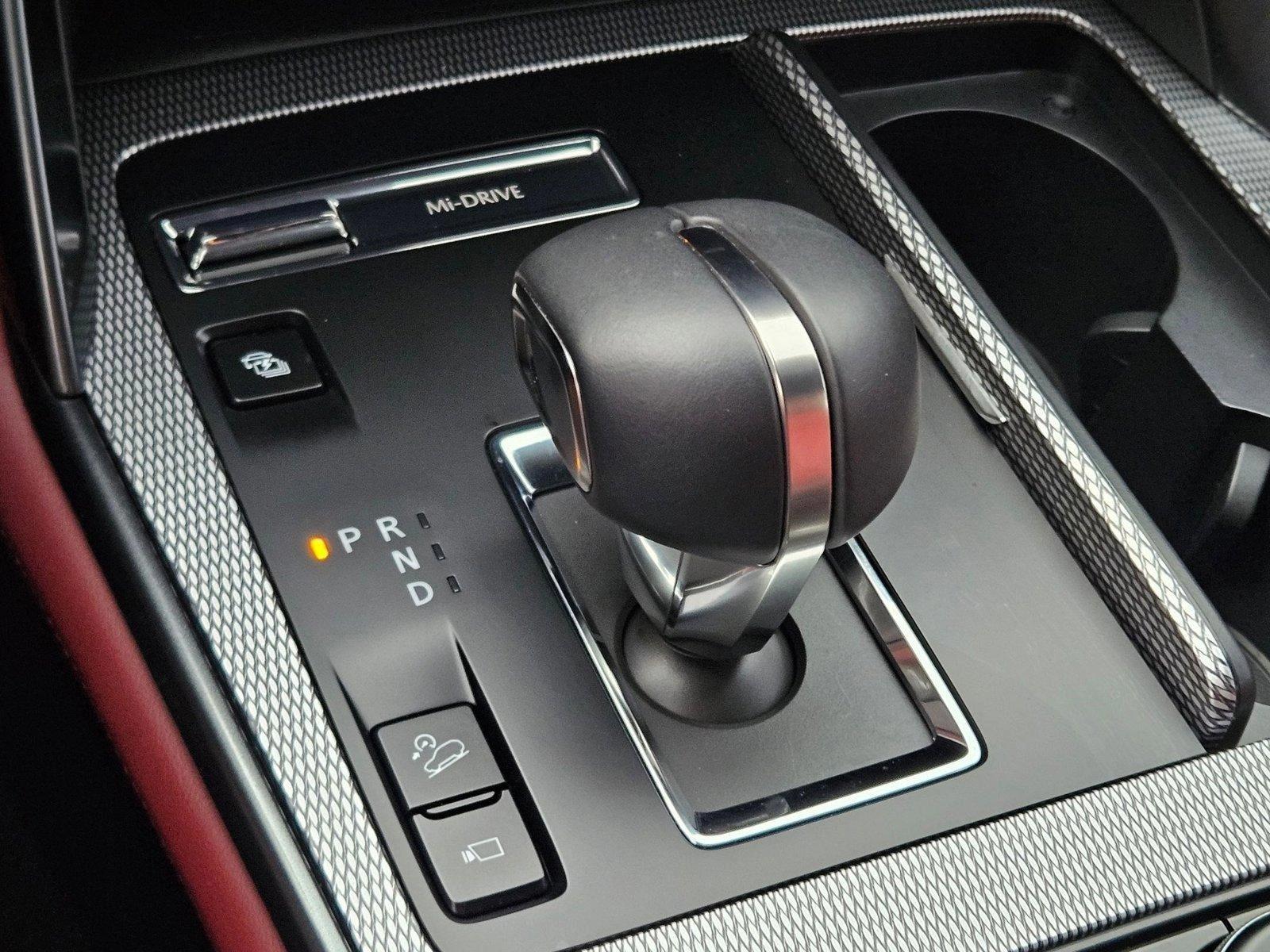 2025 Mazda CX-70 PHEV Vehicle Photo in Pembroke Pines , FL 33027
