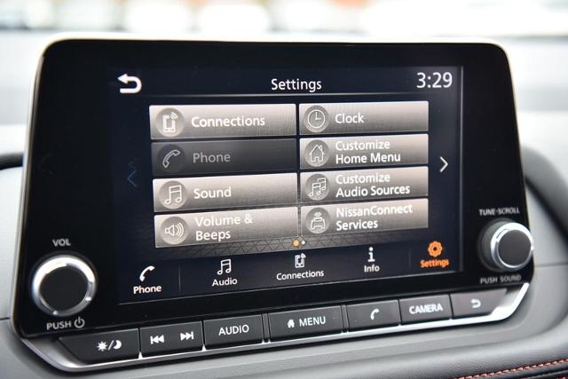 2025 Nissan Rogue Vehicle Photo in Ballwin, MO 63011
