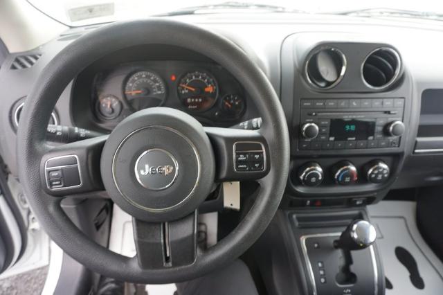 2016 Jeep Patriot Vehicle Photo in FAIRMONT, WV 26554-2318