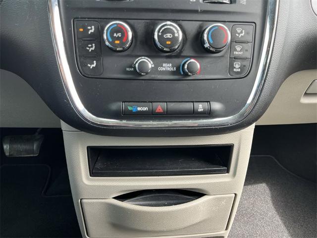 2016 Dodge Grand Caravan Vehicle Photo in TULLY, NY 13159-3159