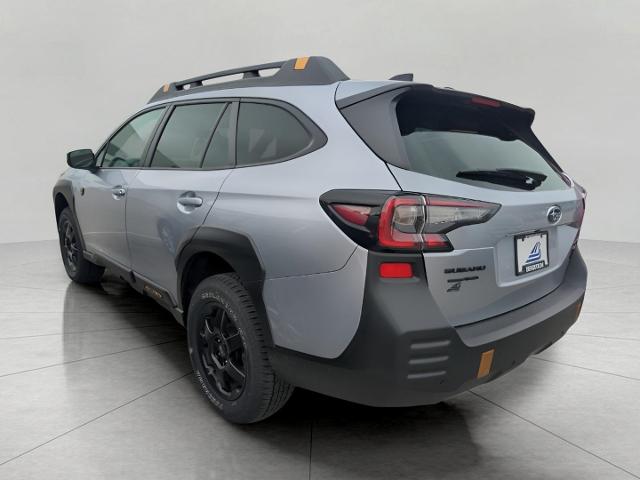 2025 Subaru Outback Vehicle Photo in Green Bay, WI 54304