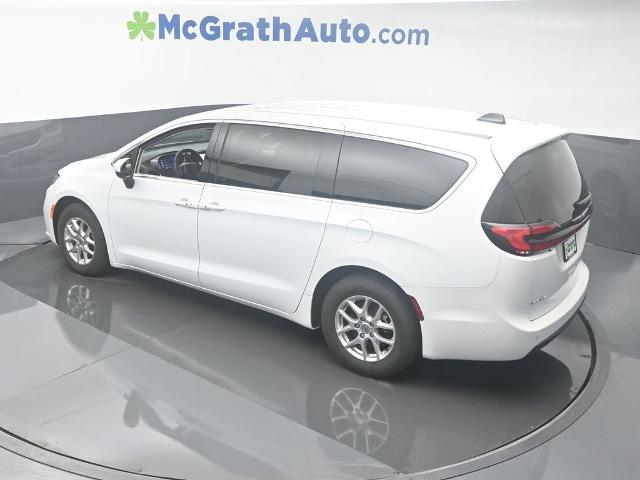2023 Chrysler Pacifica Vehicle Photo in Cedar Rapids, IA 52402
