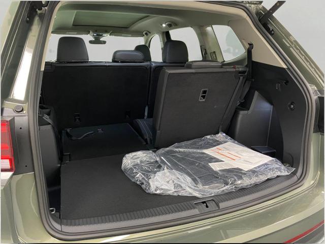 2025 Volkswagen Atlas Vehicle Photo in Appleton, WI 54913