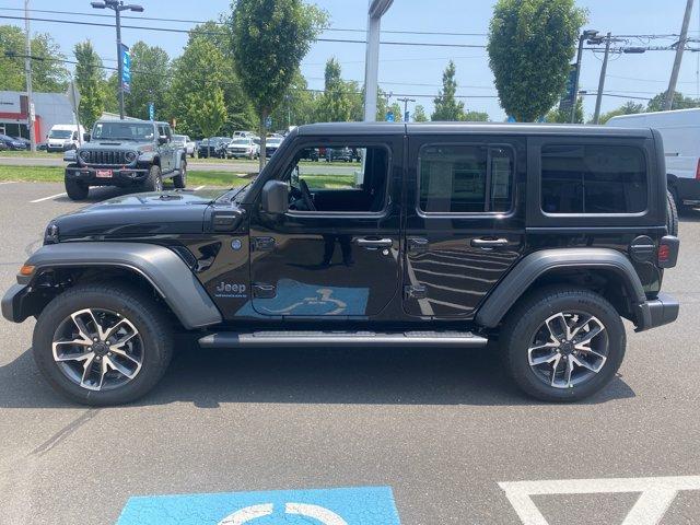 2025 Jeep Wrangler 4xe Vehicle Photo in Doylsetown, PA 18901