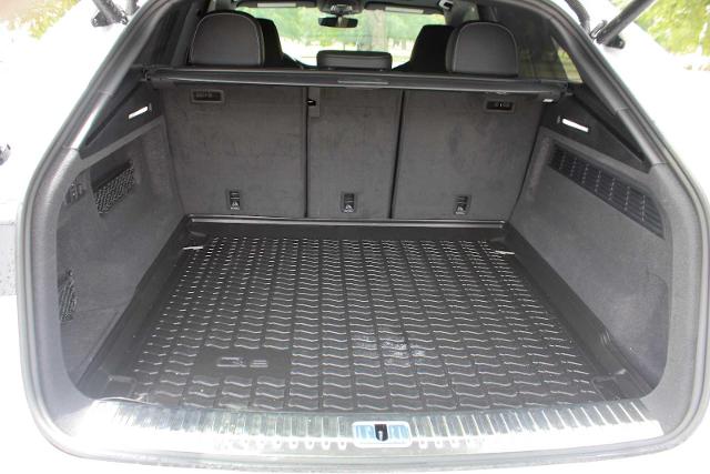 2024 Audi SQ8 Vehicle Photo in HOUSTON, TX 77090
