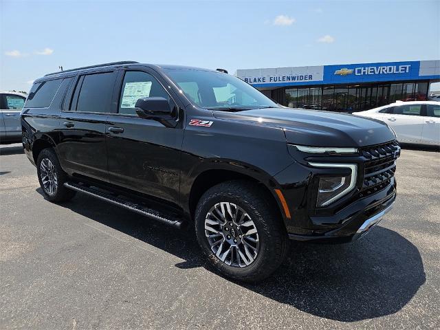 2025 Chevrolet Suburban Vehicle Photo in EASTLAND, TX 76448-3020