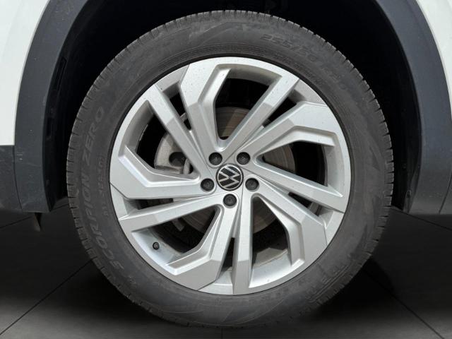 2021 Volkswagen Atlas Vehicle Photo in Appleton, WI 54914