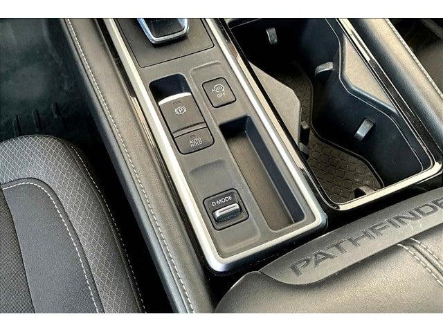 2022 Nissan Pathfinder Vehicle Photo in San Antonio, TX 78230
