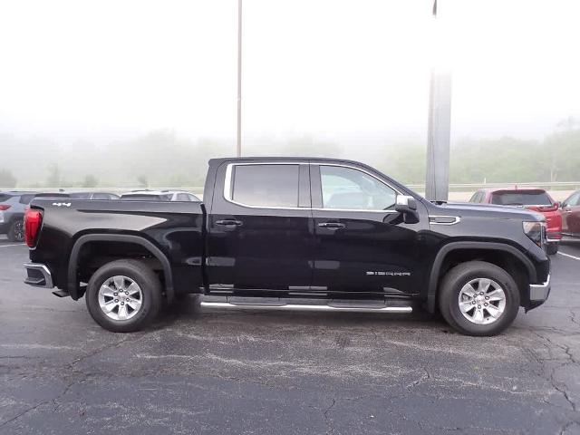 2022 GMC Sierra 1500 Vehicle Photo in ZELIENOPLE, PA 16063-2910